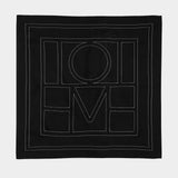 Écharpe Embroidered Monogramme - TOTEME - Soie - Noir