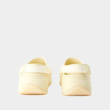 Sandales Hiker Xscape - Crocs - Thermoplastique - Vanilla