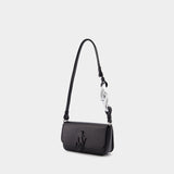 Sac Anchor Chain Baguette en Cuir Noir
