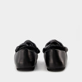 Moccasins Chaîne Close Back en Cuir Noir