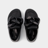 Moccasins Chaîne Close Back en Cuir Noir