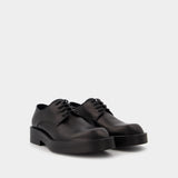 Bottines Constant à Lacets en Cuir Noir