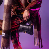 Sac Hourglass S en Cuir Noir Brillant