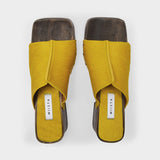 Sabots Hannah en Cuir Jaune