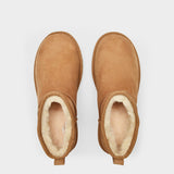 Bottines Classic Ultra Mini en Cuir Marron