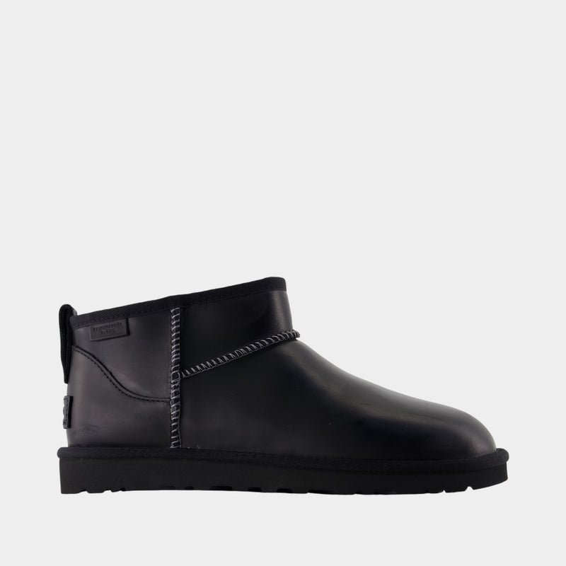 Bottines Classic Ultra Mini Lthr Regen - UGG - Cuir - Noir