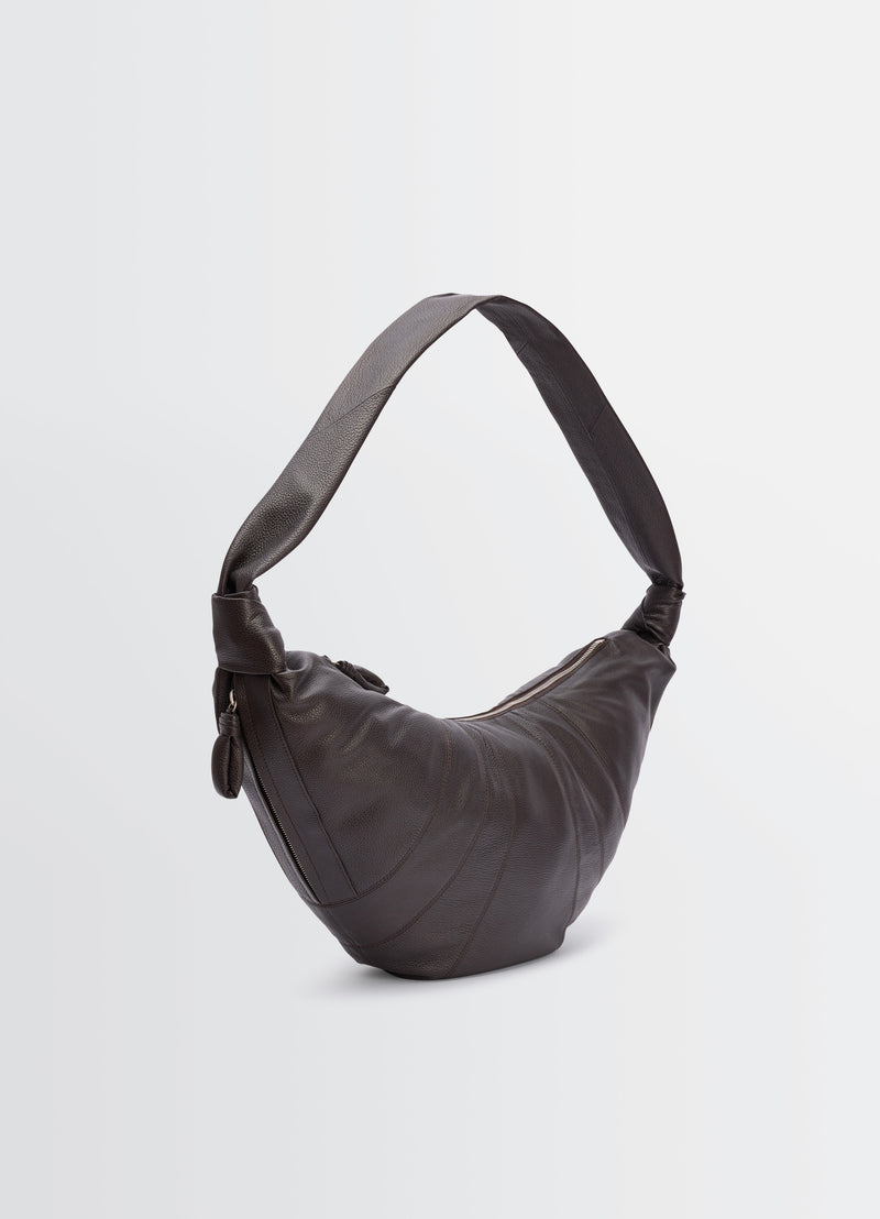 Sac à Bandoulière Large Croissant - Lemaire - Cuir - Chocolat Foncé