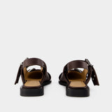 Ballerines Feminine Buckle - Ganni - Cuir Synthétique - Marron