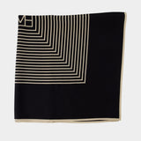 Écharpe Centered Monogramme - TOTEME - Soie - Noir