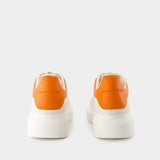 Sneakers Oversize - Alexander McQueen - Cuir - Blanc/Orange