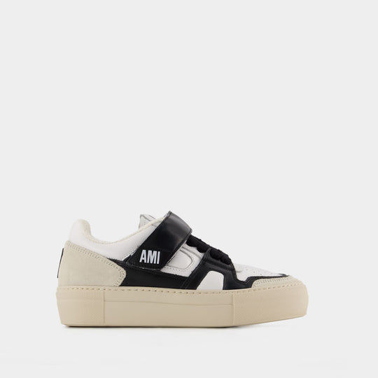 Baskets Low-Top ADC en Cuir Blanc/Multi
