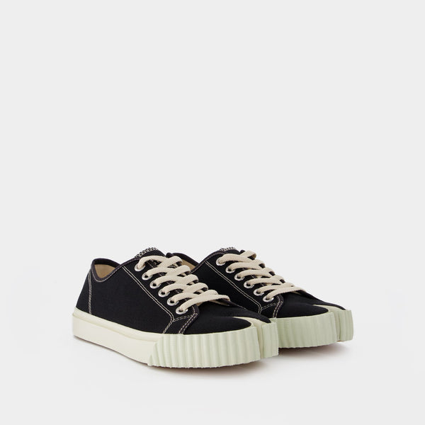 Baskets Tabi Low en Cuir Noir et Blanc
