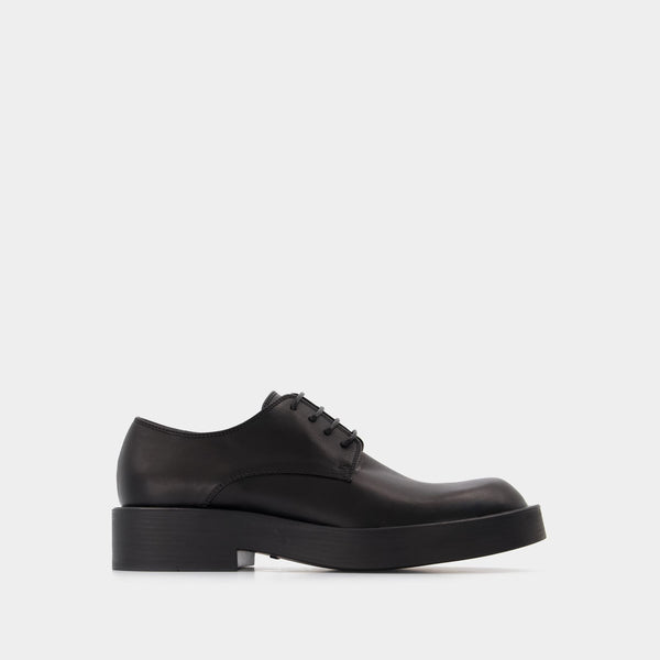 Bottines Constant à Lacets en Cuir Noir